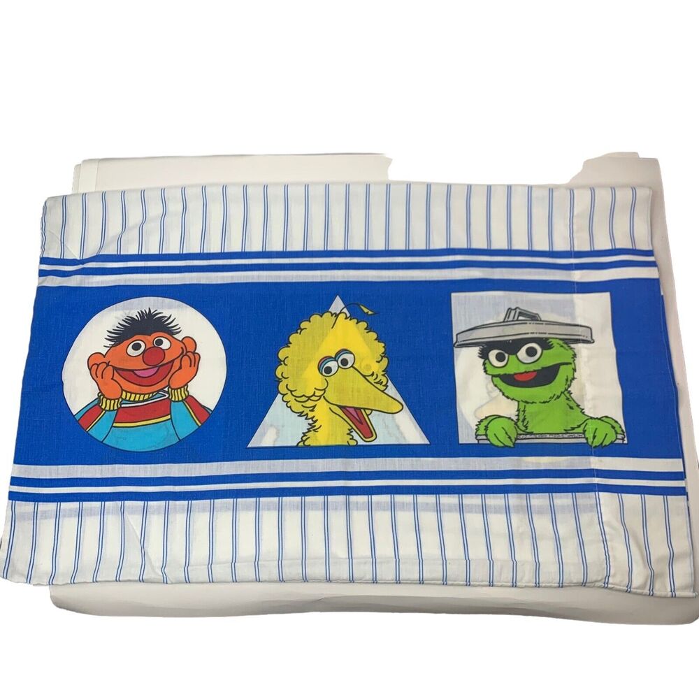 Vtg Sesame Street Pillowcase 80s Big Bird Bert Ernie Oscar Grouch Cookie Monster